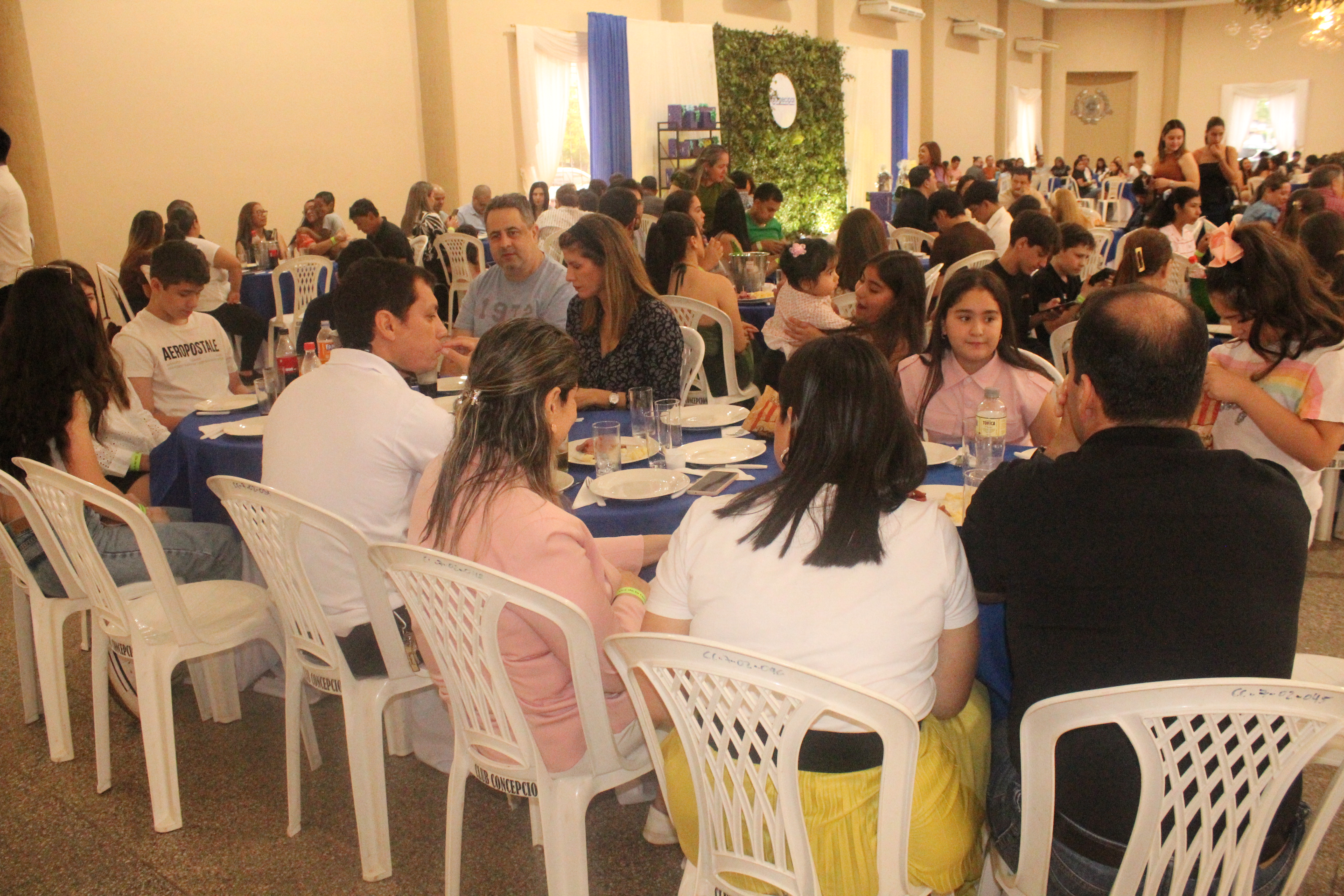 Almuerzo de la Familia en Coomecipar Concepción