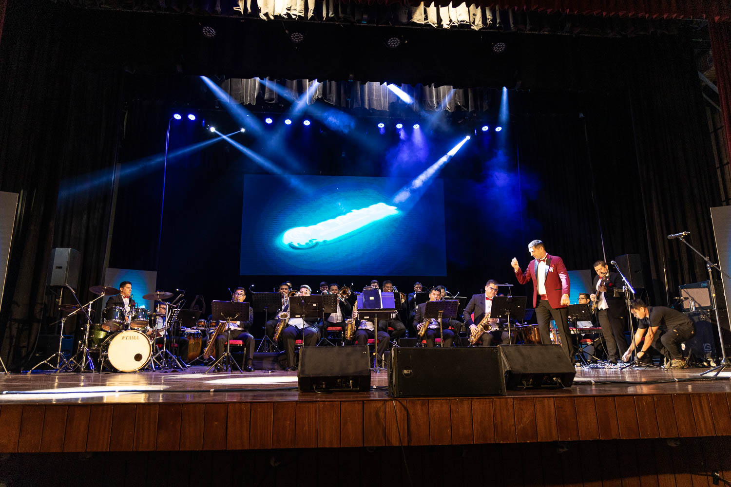 Concierto Homenaje a la Madre y a la Patria