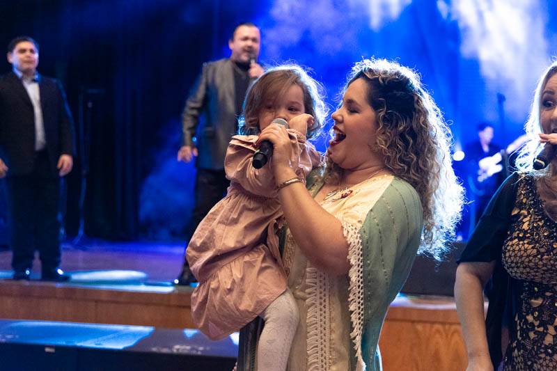 Concierto en Homenaje a la Madre y a la Patria