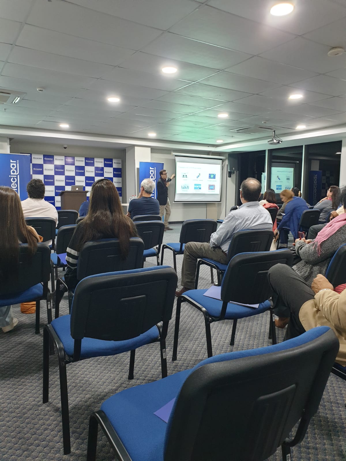 Charla Uso Responsable de la Inteligencia Artificial