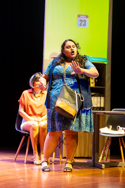 Obra de Teatro "Mi Grado es un Peligro"