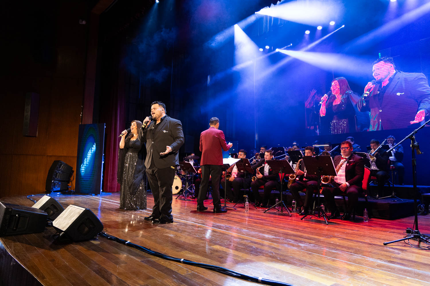 Concierto Homenaje a la Madre y a la Patria