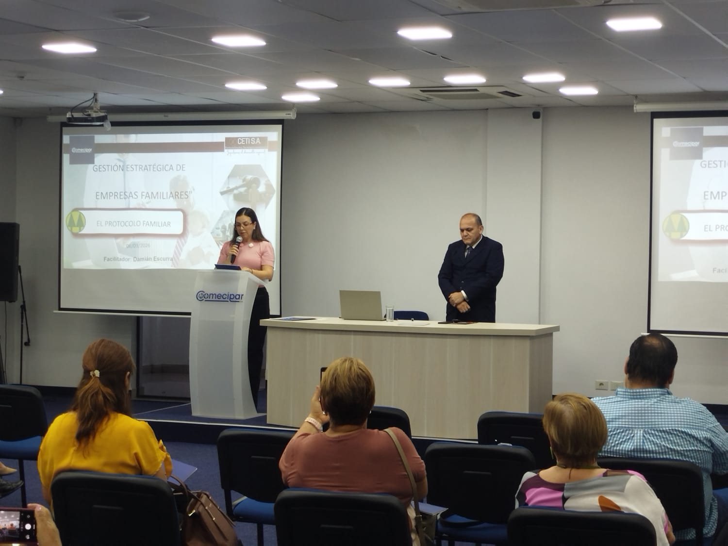 Charla Gestión Estratégica de Empresas Familiares - Coomecipar CDE