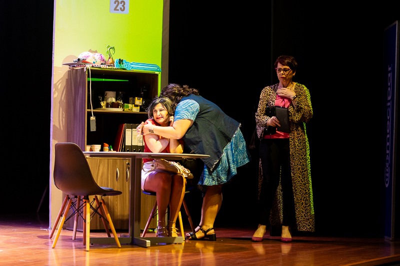 Obra de Teatro "Mi Grado es un Peligro"