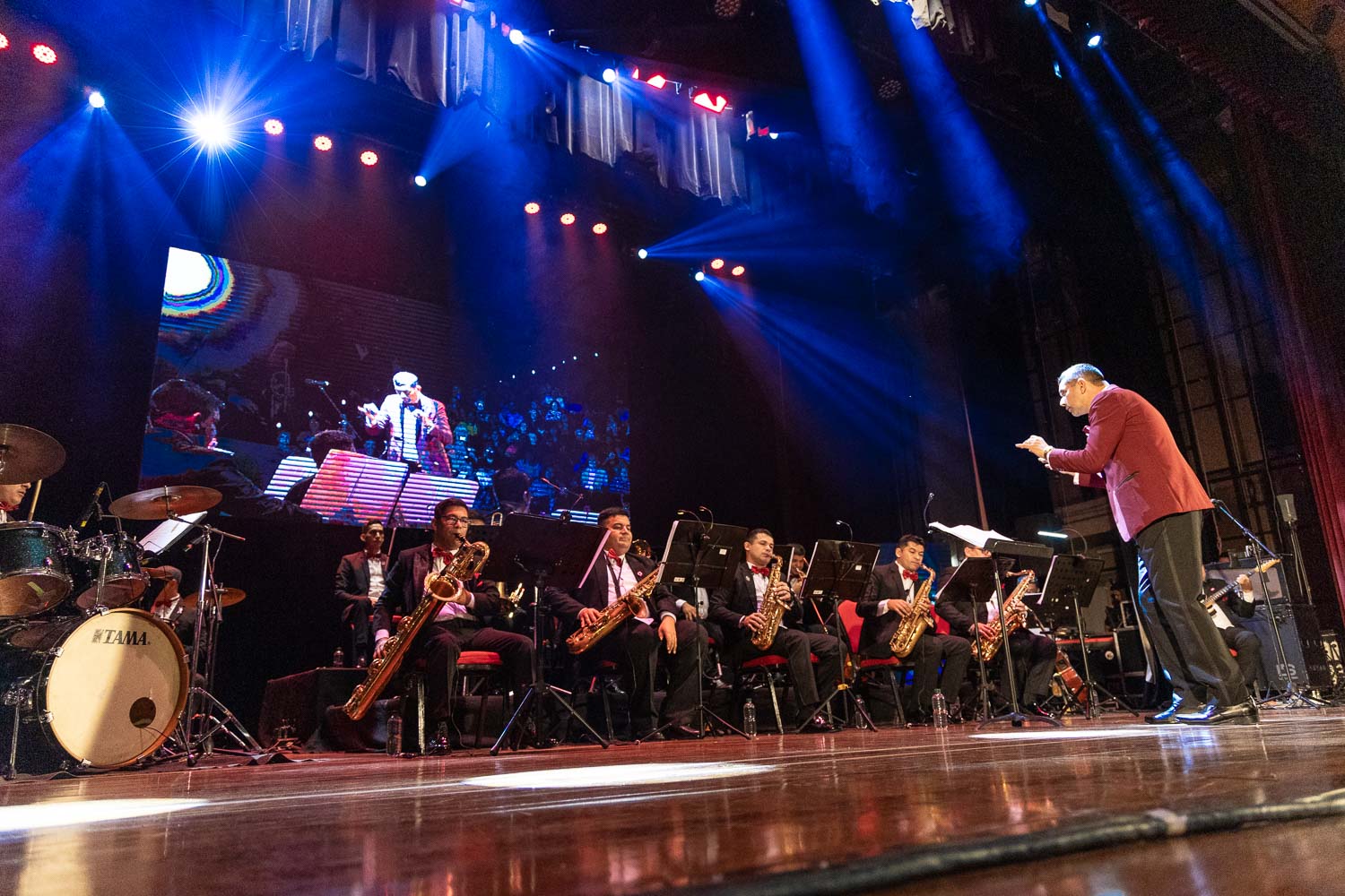 Concierto Homenaje a la Madre y a la Patria