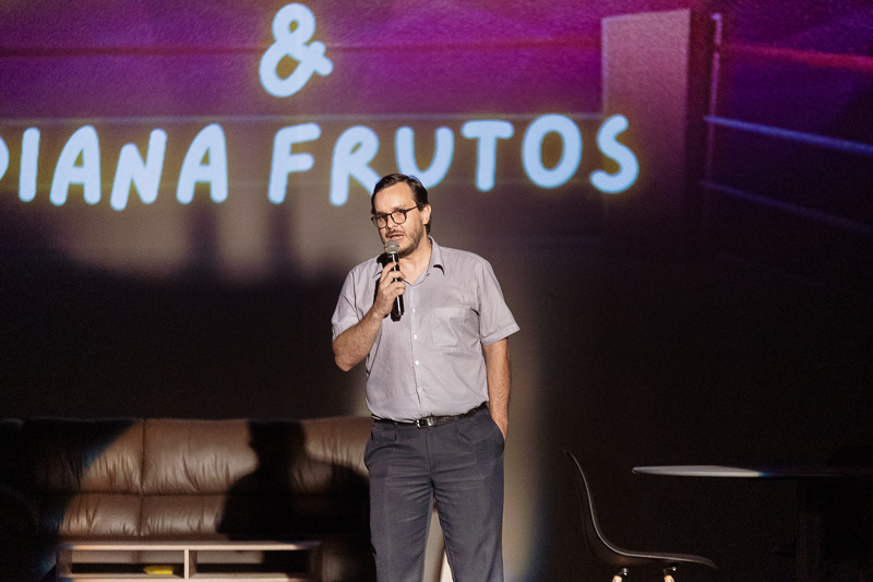 Obra de Teatro "Mi Grado es un Peligro"