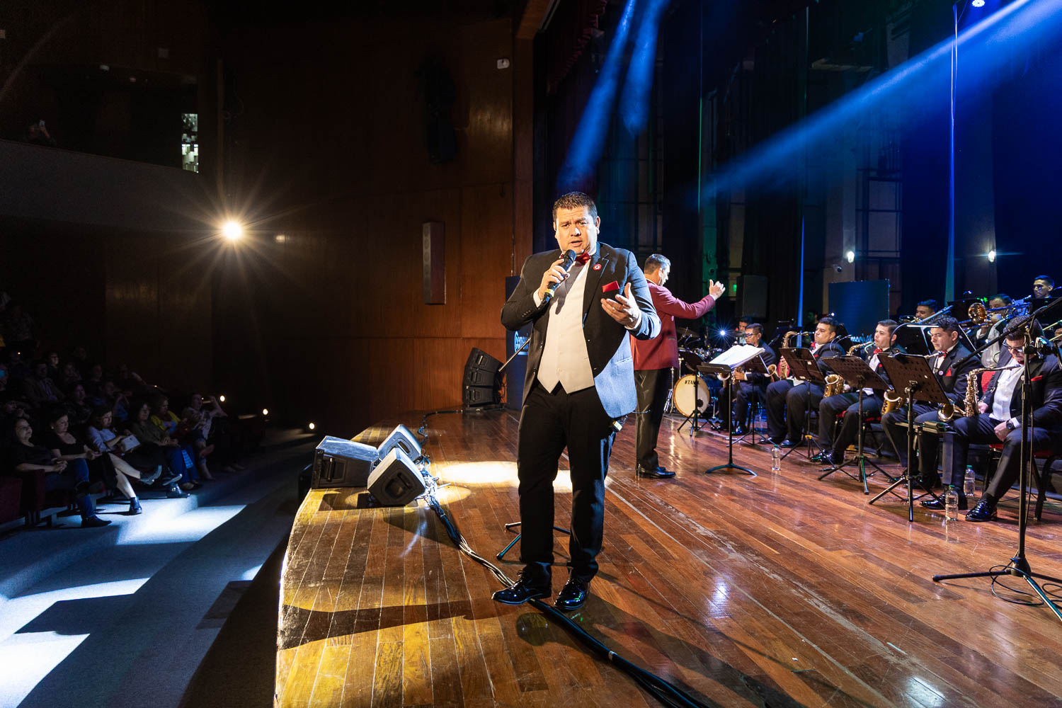 Concierto Homenaje a la Madre y a la Patria