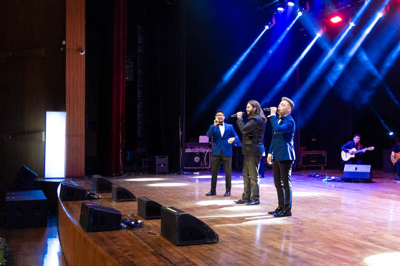 Concierto en Homenaje a la Madre y a la Patria