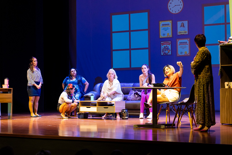 Obra de Teatro "Mi Grado es un Peligro"