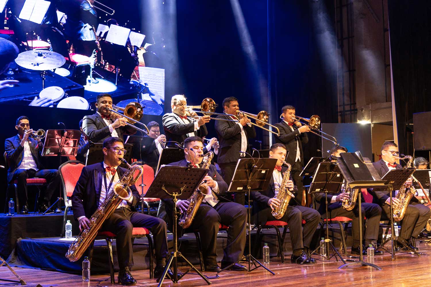 Concierto Homenaje a la Madre y a la Patria