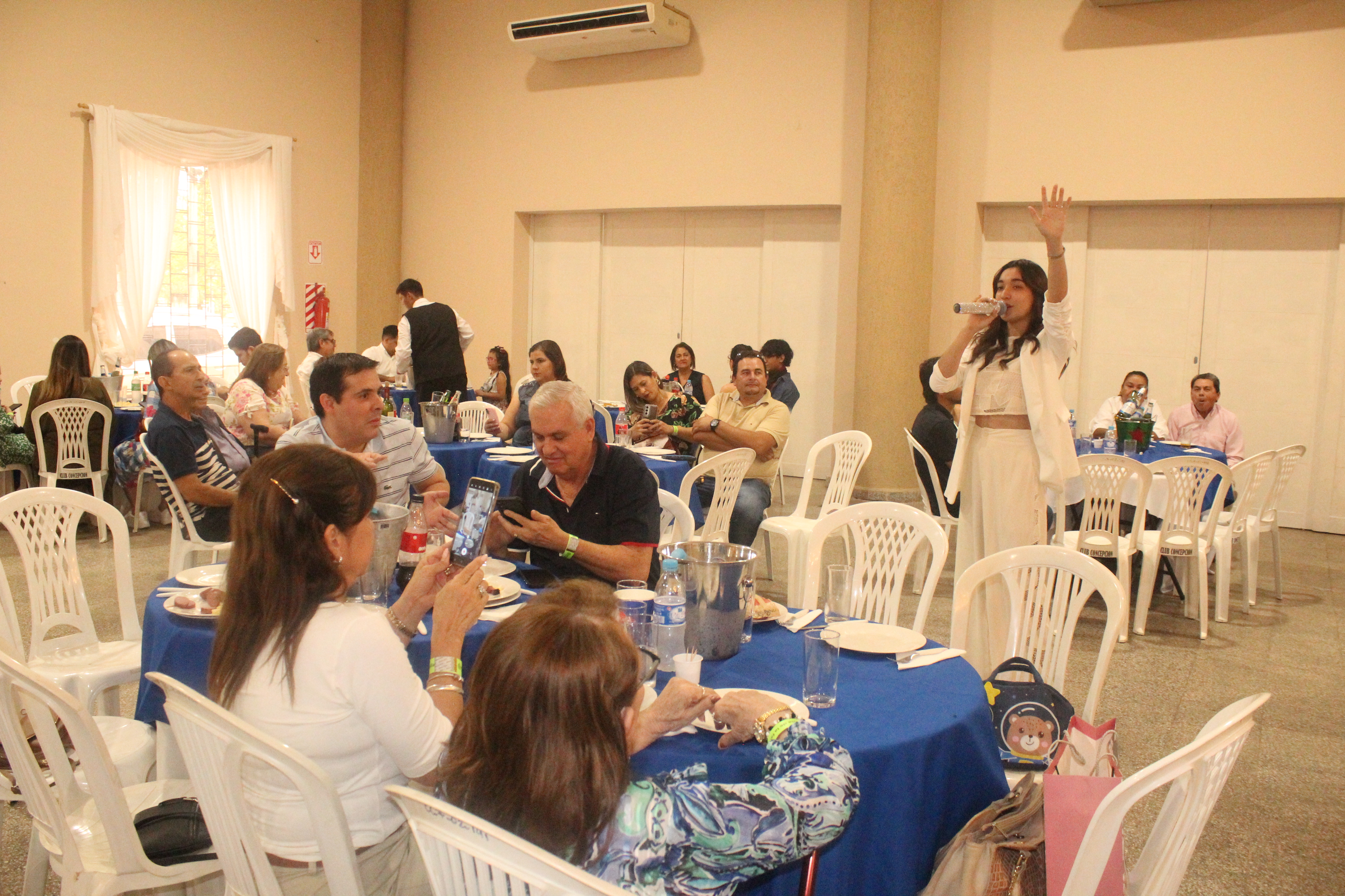 Almuerzo de la Familia en Coomecipar Concepción