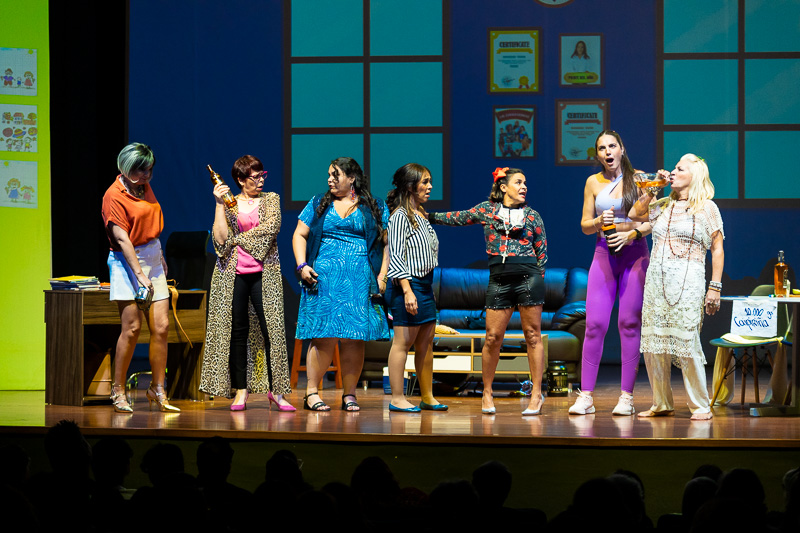 Obra de Teatro "Mi Grado es un Peligro"