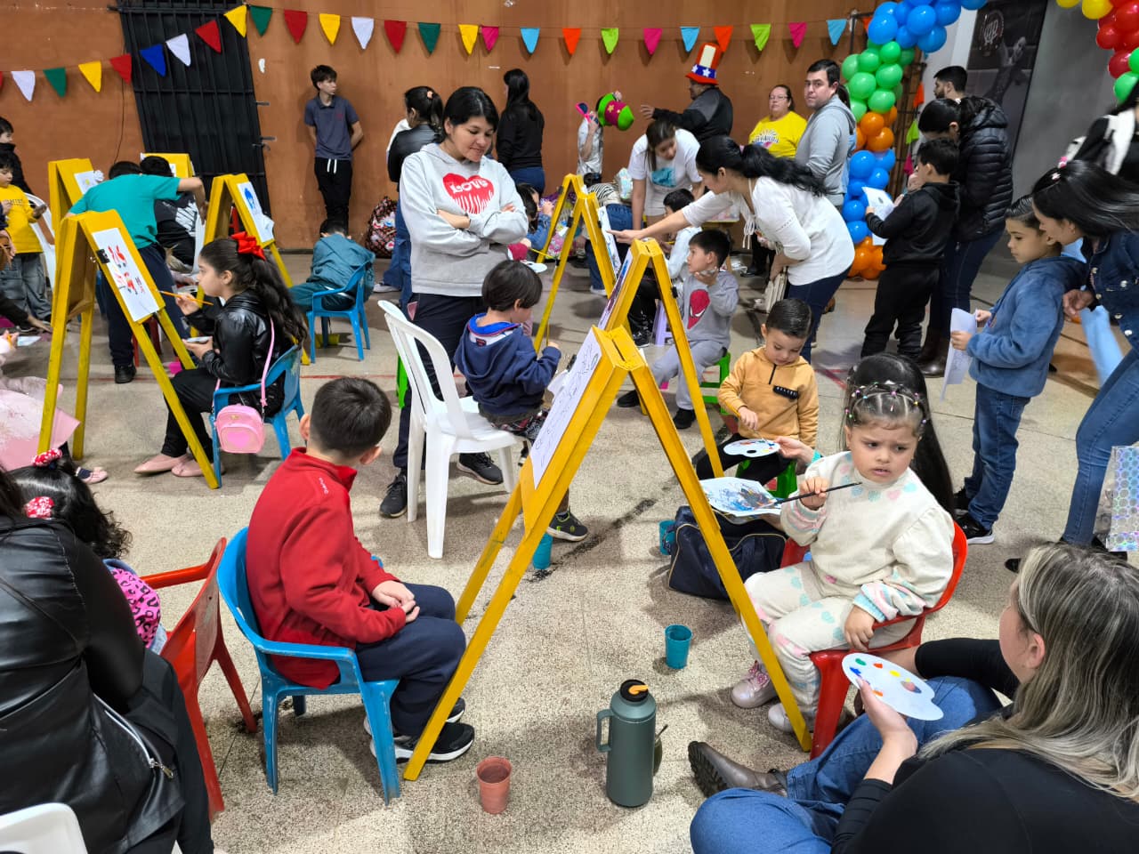 Festejo Día del Niño en Coomecipar Encarnación