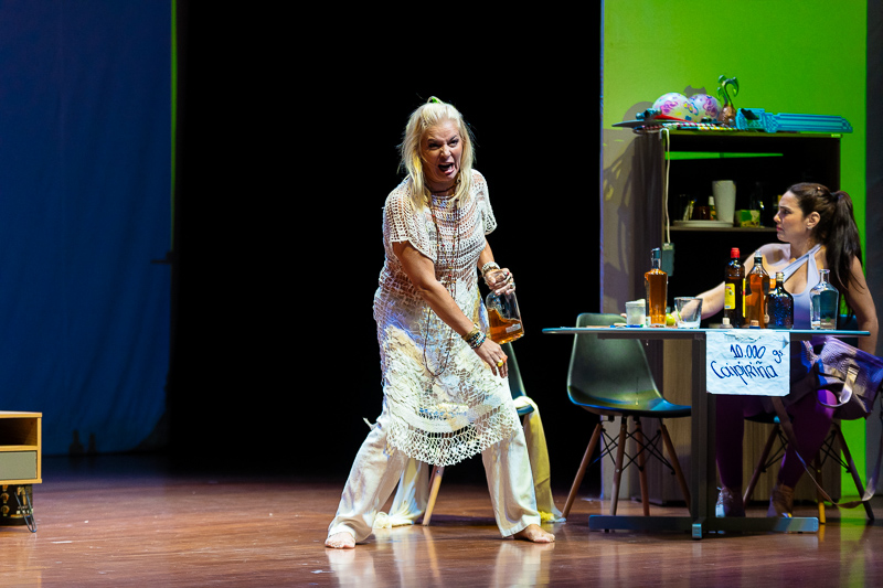 Obra de Teatro "Mi Grado es un Peligro"