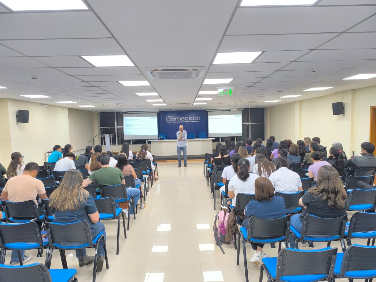 Charla Comunicación e Inteligencia Emocional