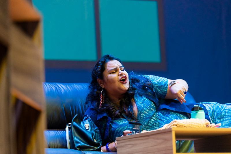 Obra de Teatro "Mi Grado es un Peligro"