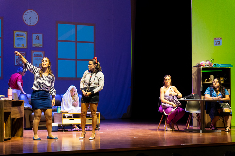 Obra de Teatro "Mi Grado es un Peligro"