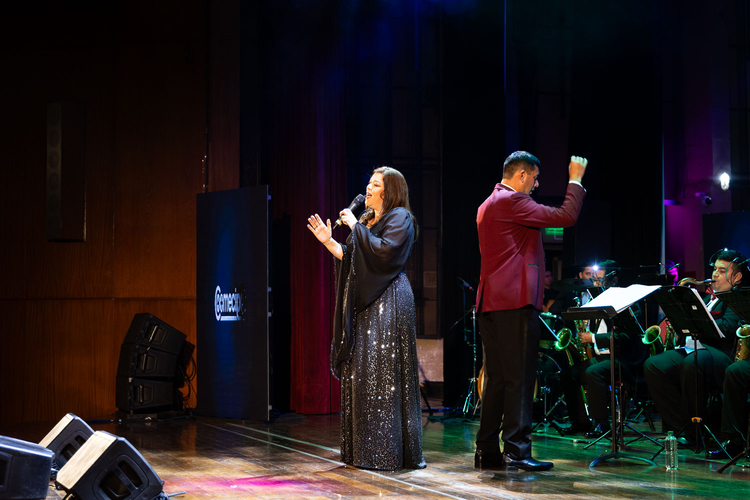 Concierto Homenaje a la Madre y a la Patria