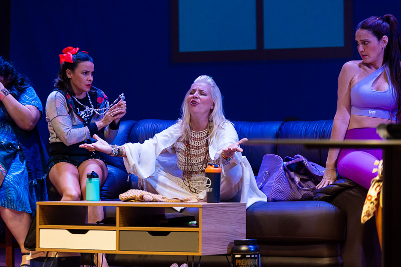 Obra de Teatro "Mi Grado es un Peligro"