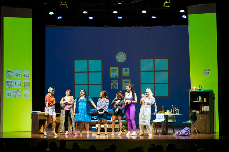 Obra de Teatro "Mi Grado es un Peligro"