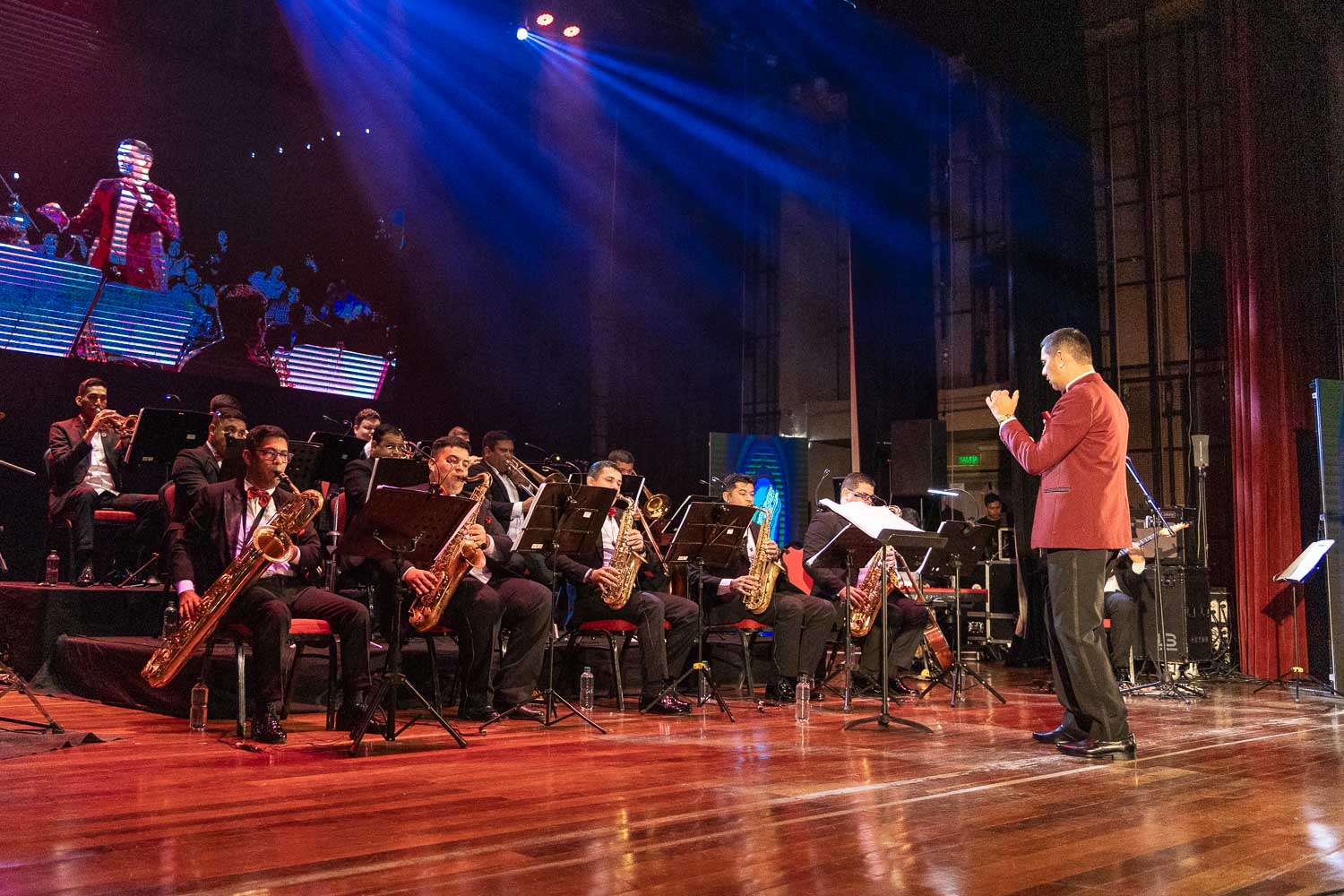 Concierto Homenaje a la Madre y a la Patria