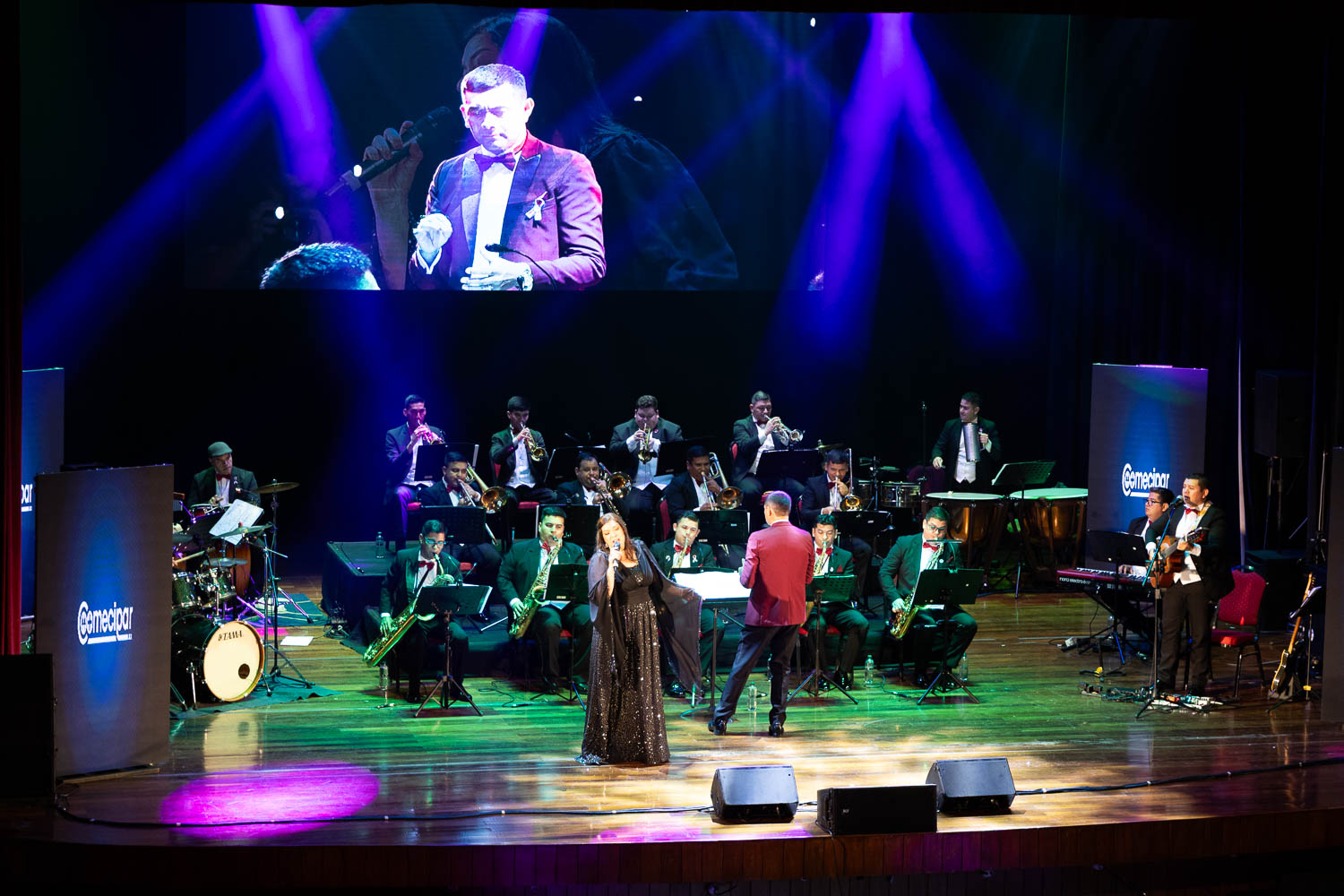 Concierto Homenaje a la Madre y a la Patria