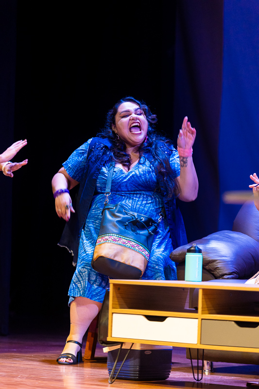 Obra de Teatro "Mi Grado es un Peligro"