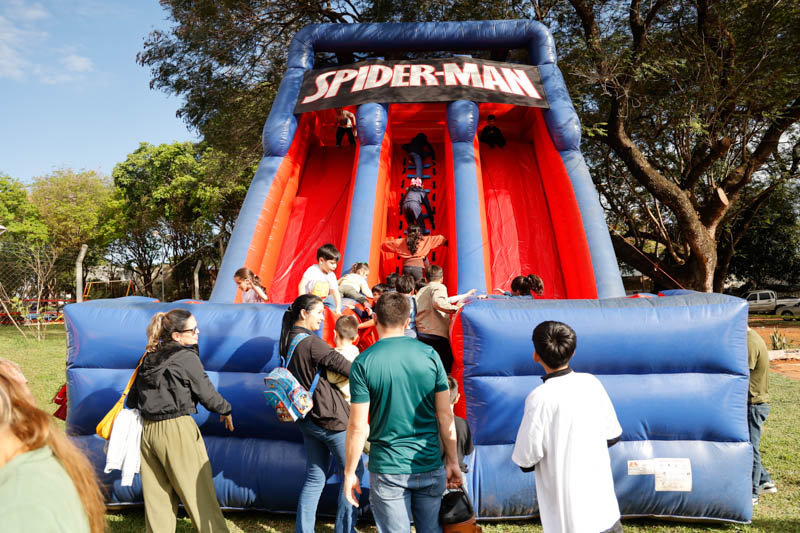 Festival del Día del Niño en Coomecipar Asunción