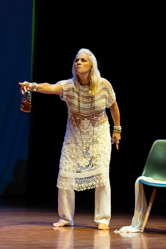 Obra de Teatro "Mi Grado es un Peligro"