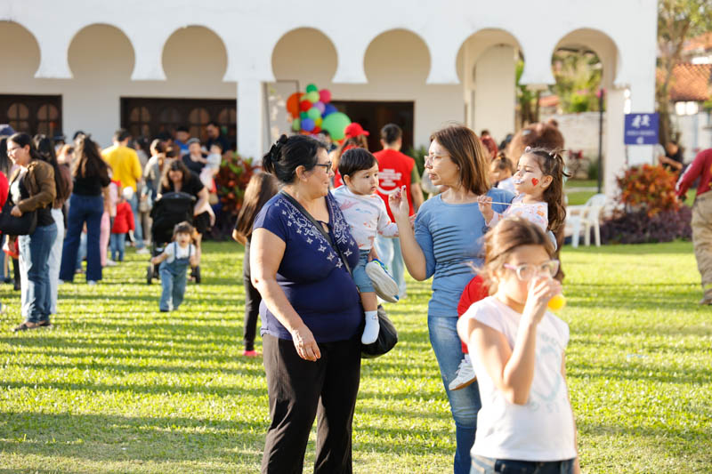 Festival del Día del Niño en Coomecipar Asunción
