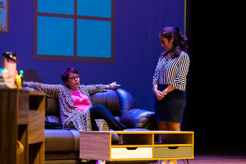 Obra de Teatro "Mi Grado es un Peligro"