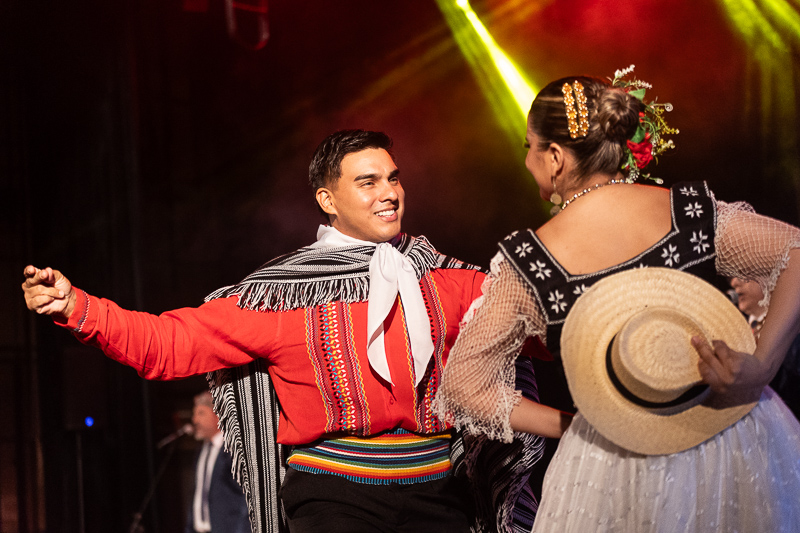 Serenata a la Mujer 2025